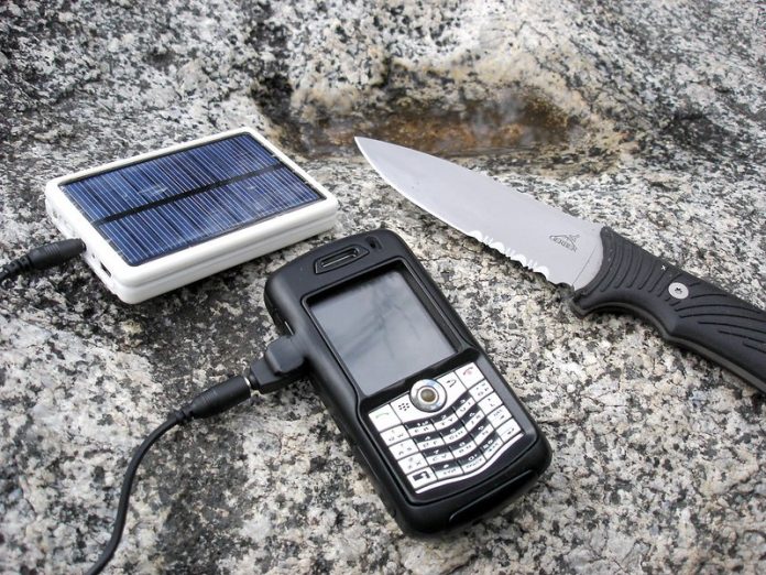 what is solar power bank